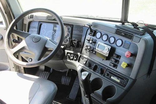 Táy máy "tập" lái xe tải, gây tai nạn chết người