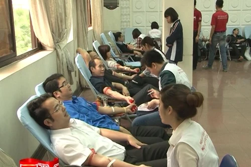 Ngày hội hiến máu tình nguyện “Mỗi giọt máu cho đi – Một cuộc đời ở lại”