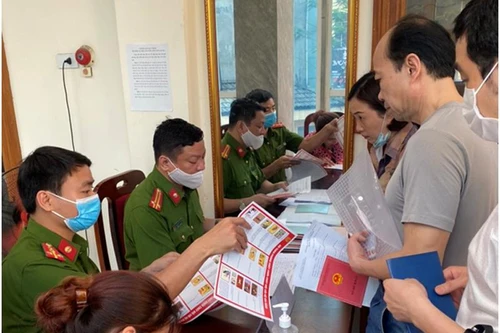 Bám sát điểm cấp căn cước công dân gắn chíp để tuyên truyền an toàn phòng cháy