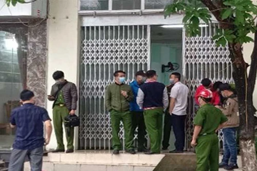 Khẩn trương điều tra vụ cặp vợ chồng tử vong trong căn nhà khóa cửa 
