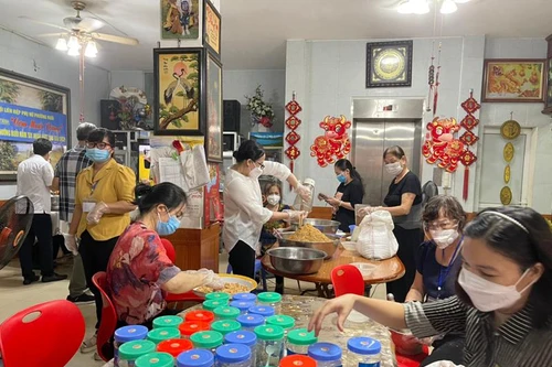 Tấm lòng thơm thảo giữa mùa dịch Covid-19 