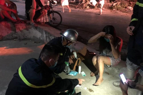 Dập tắt đám cháy lúc 3h sáng 1-6