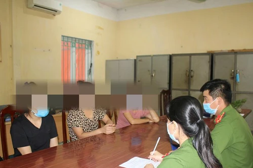 Khởi tố bắt giam chủ nhà nghỉ 'điều chân dài' bán dâm giữa mùa dịch