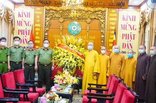 Giám đốc CATP Hà Nội chúc mừng Lễ Phật đản 2021