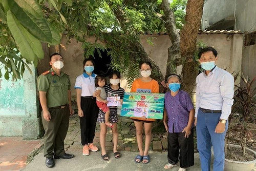 Hỗ trợ miễn phí học sinh học trực tuyến qua phần mềm “Siêu trí nhớ học đường” 