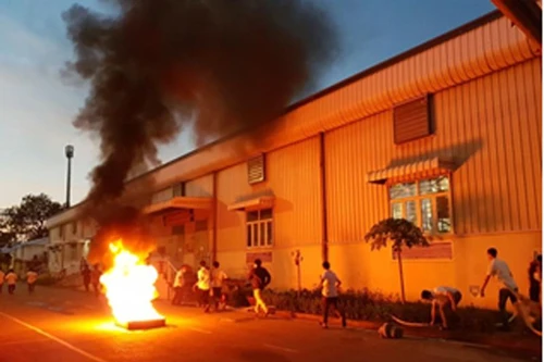 Kiểm tra công tác sẵn sàng ứng phó sự cố cháy tại các xí nghiệp, trường mầm non 