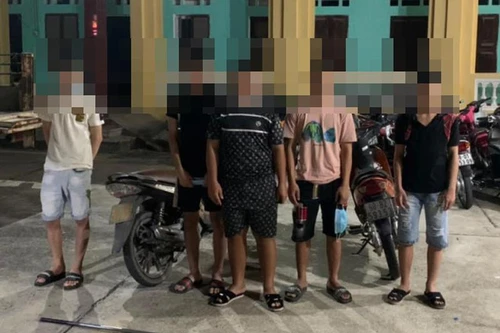 Bắt nhóm đối tượng mang hung khí đi giải quyết mâu thuẫn 