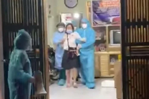 Xử phạt 10 triệu đồng người phụ nữ cố thủ trong nhà, trốn cách ly 