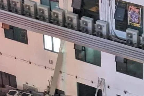 Sập giàn điều hoà tại chung cư An Bình, quận Nam Từ Liêm