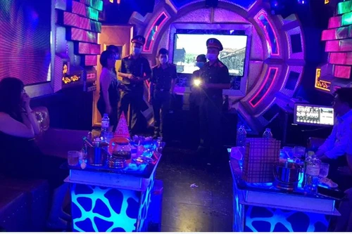 Xử lý cơ sở kinh doanh karaoke không chấp hành quy định phòng chống dịch Covid-19 