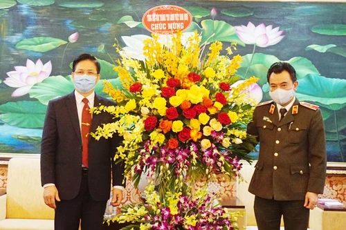 Cộng đồng Tin lành Hà Nội chúc mừng năm mới Công an thành phố 