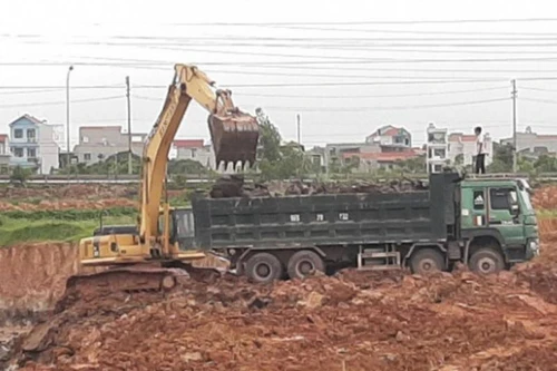 Xử phạt 120 triệu đồng Công ty cổ phần đầu tư 379 vận chuyển đất trái phép