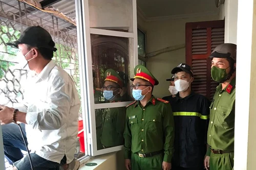 Quận Hoàn Kiếm với mô hình “Hộ gia đình an toàn theo phương châm 4 tại chỗ”