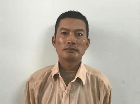 Tạm giữ hình sự đối tượng mua dâm thiếu nữ dưới 18 tuổi 