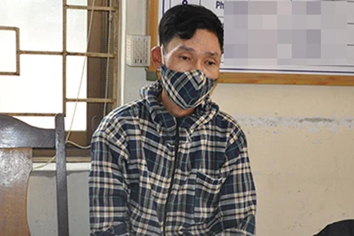 Bị bắt trên đường mang ma túy đi tiêu thụ 