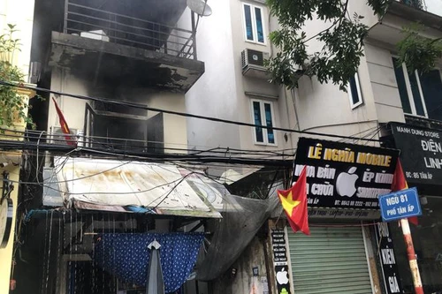 Kịp thời dập tắt đám cháy tại nhà dân 