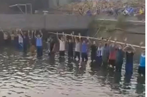 Clip: Giữa tâm dịch Covid-19, một công ty ở Bắc Giang tập trung đông người “thi” bắt cá