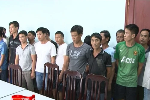 Bắt giữ ổ nhóm đánh bạc dưới hình thức chọi gà