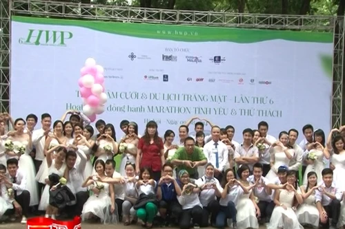 50 cặp cô dâu chú rể tranh tài "Marathon tình yêu và thuẻ thách"