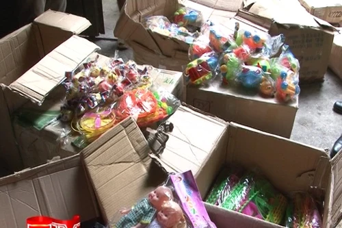 Thu giữ 3000 sản phẩm đồ chơi không hóa đơn chứng từ