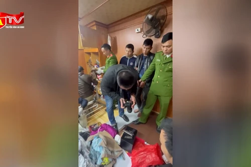 Kiểm tra cư trú, Công an phường thu giữ ma túy, súng và đạn trên gác xép