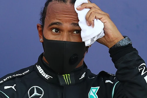 Nhận án phạt, Hamilton lỡ dịp cân bằng kỷ lục của huyền thoại Schumacher