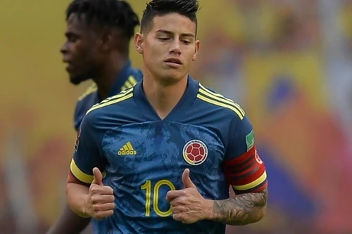 James Rodriguez ẩu đả với đồng đội sau trận thua thảm của Colombia