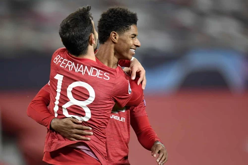 Lập hattrick giúp M.U thắng 5 sao, Rashford đi vào lịch sử