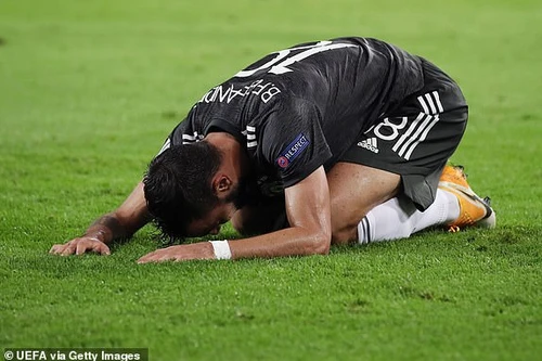 Thua ngược Sevilla, M.U tan mộng vô địch Europa League