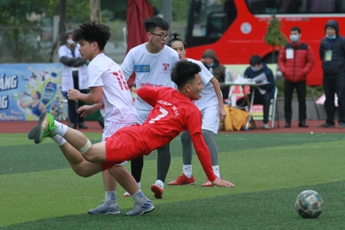 [ẢNH] Những khoảnh khắc cảm xúc nhất loạt trận chiều 16-12