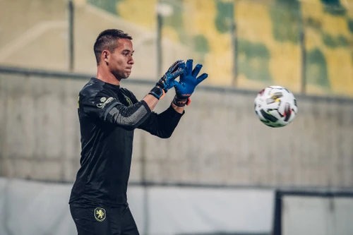 Thủ môn Việt kiều Filip Nguyễn không chắc về khả năng ra sân ở tuyển Séc