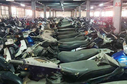 Tìm chủ sở hữu phương tiện 