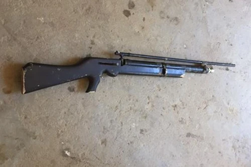 Vô tình “sờ” vào cò súng tự chế dẫn đến tử vong 