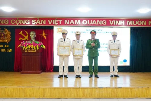 Công an huyện Gia Lâm phát huy sức mạnh tổng hợp đảm bảo an ninh trật tự 