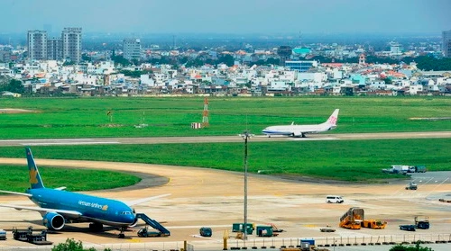 Việt Nam chưa dừng các chuyến bay tới Pháp sau vụ khủng bố