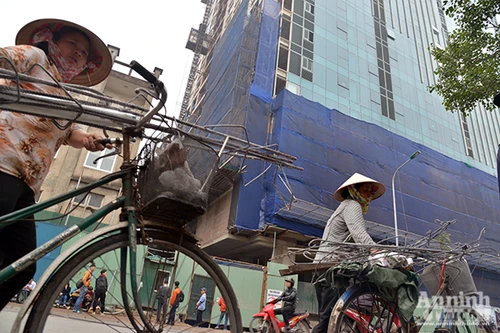 Nhiều cán bộ bị giáng chức, buộc thôi việc