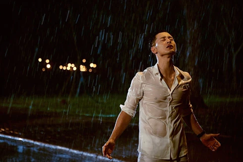 Ca sĩ Đức Tuấn: "Tôi kể câu chuyện của nhiều người"