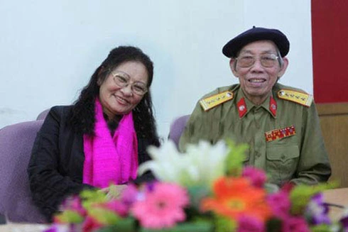 "Chồng tôi xứng đáng nhận Giải thưởng Hồ Chí Minh!"