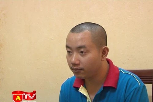 Đánh tráo 42 chiếc điện thoại thành gạch 