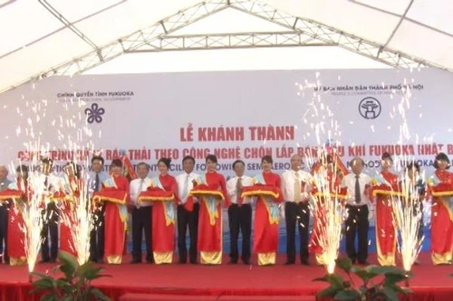 Hà Nội khánh thành công trình xử lý rác thải ở Sơn Tây