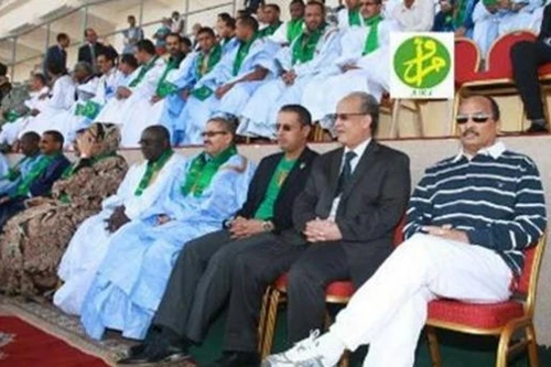 Tổng thống "thổi còi" kết thúc trận Siêu cúp quốc gia ở phút...63