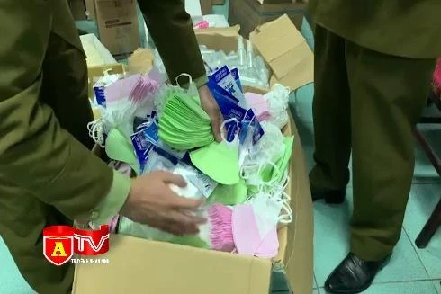 Hà Nội: Phát hiện hàng nghìn khẩu trang y tế không rõ nguồn gốc