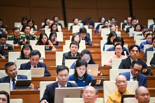 Quốc hội biểu dương tinh thần trách nhiệm của Đảng viên, cán bộ, công chức khi sắp xếp lại đơn vị hành chính