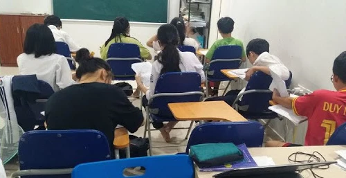 Phụ huynh, học sinh viết đơn tự nguyện xin học thêm, giáo viên có được phép dạy?