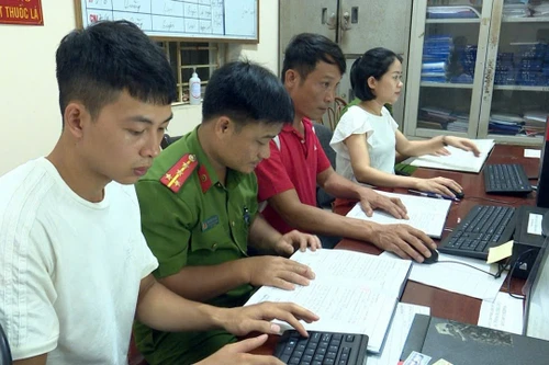 Số hóa dữ liệu hộ tịch - bước đi chiến lược trong hành trình chuyển đổi số quốc gia (Bài 3): Số hoá sổ hộ tịch, nhìn từ Hà Nội