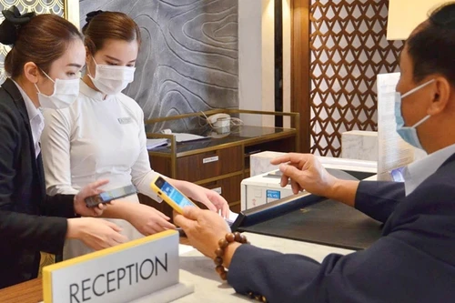 Từ 15-12: Nhà nghỉ, khách sạn không khai báo tạm trú cho khách nước ngoài sẽ bị phạt tới 20 triệu đồng