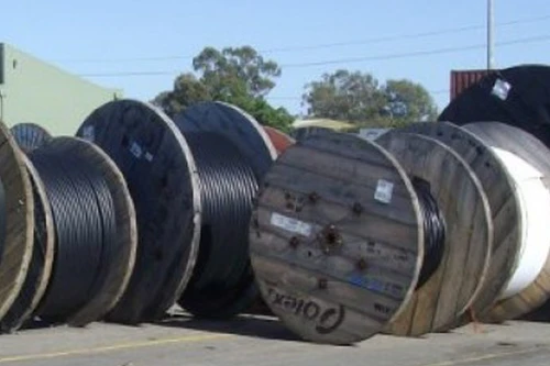 Khống chế bảo vệ công trình cướp đi 2 cuộn dây cáp điện