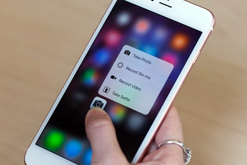 Bố trí người cướp lại chiếc iPhone 6S cầm cố trước đó