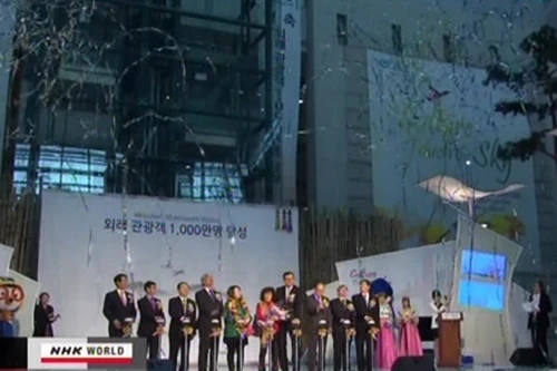 Khách du lịch nước ngoài đến thăm Hàn Quốc đạt con số 10 triệu