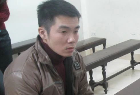 Nam sinh viên lĩnh án vì cướp chiếc vòng đeo tay của bạn